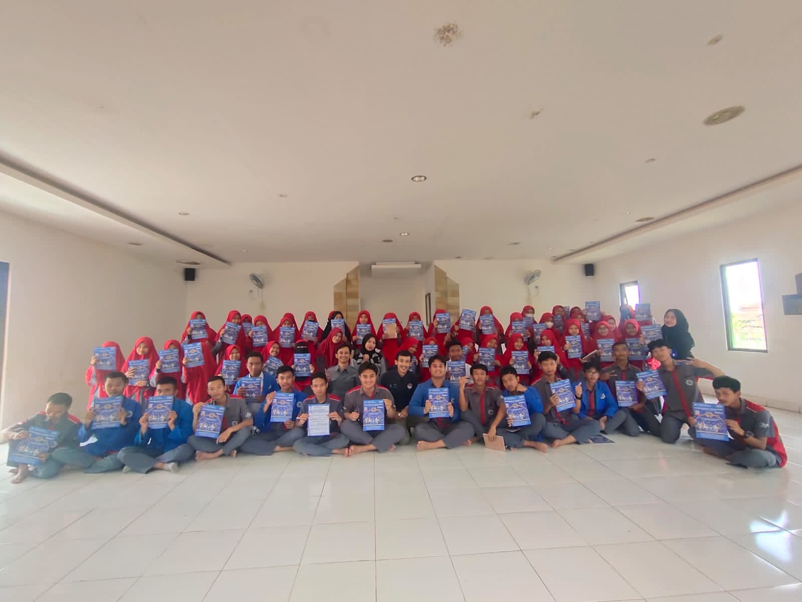 Sekolah Tinggi Teknologi Bandung  Mengadakan Sosialisasi Siswa SMKIT  Baitul Aziz